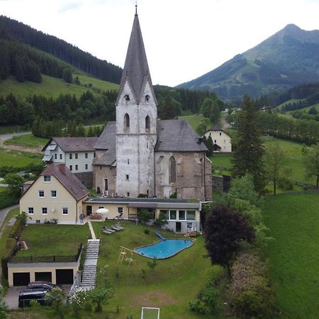 Pool, Pokale, Sauna, Billard, Kirche U. Viel Natur Vordernberg Exterior photo